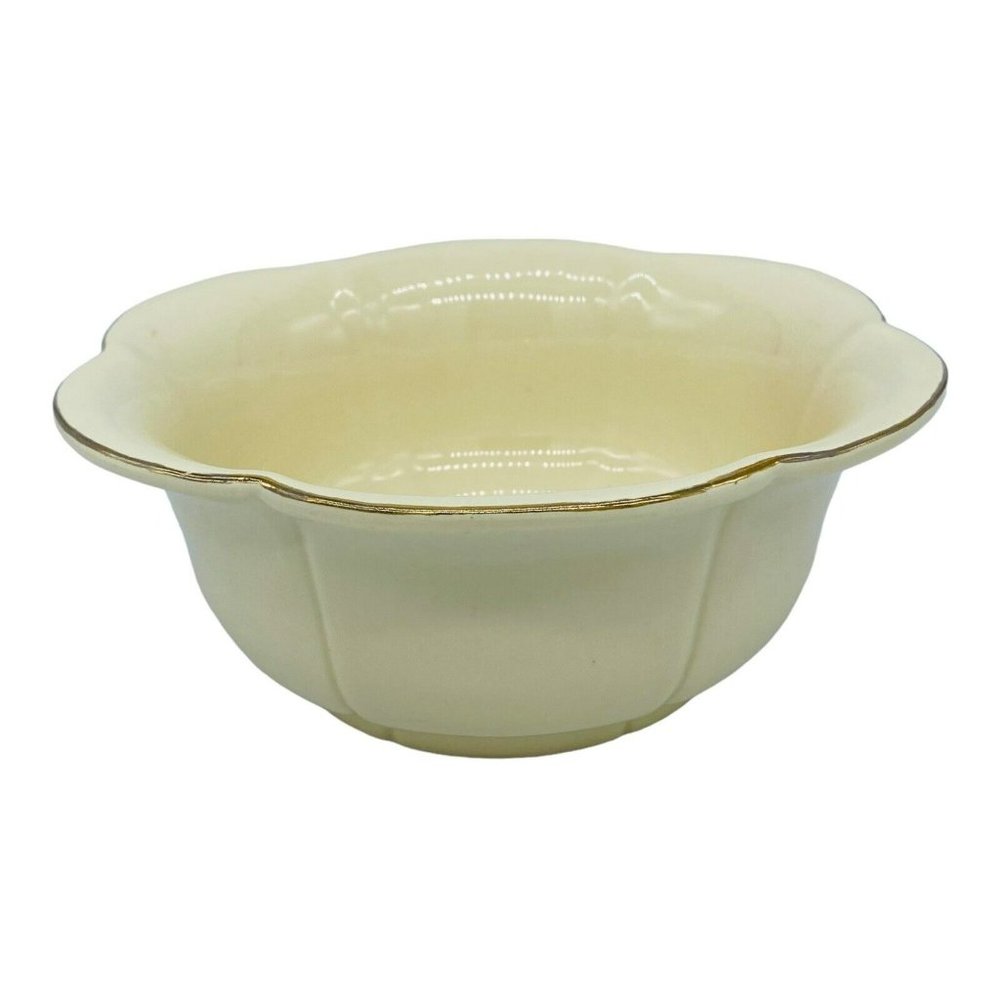 VTG 1976 Haeger USA Flower 9" Ceramic Console Bowl Creamy White‎ Gold Trim MCM